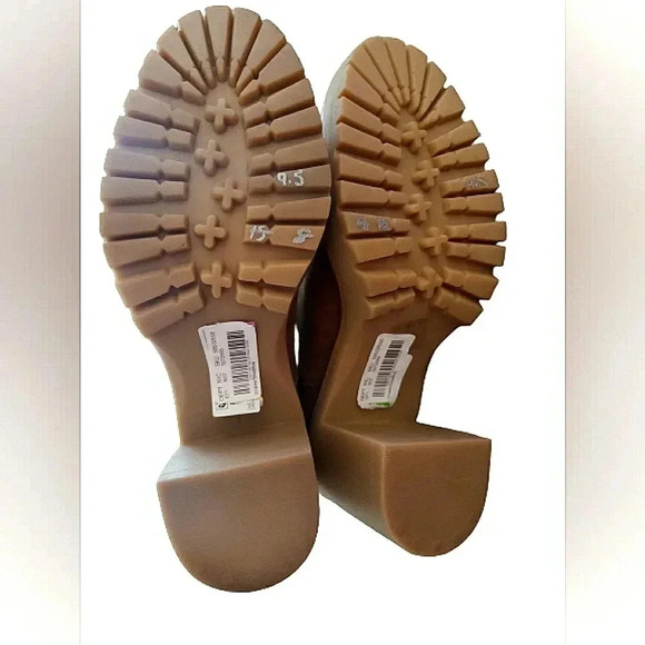 New Dolce Vita 9.5 Retro Lugsole Platform Waterproof Snow Rain Winter Booties - Picture 3 of 8